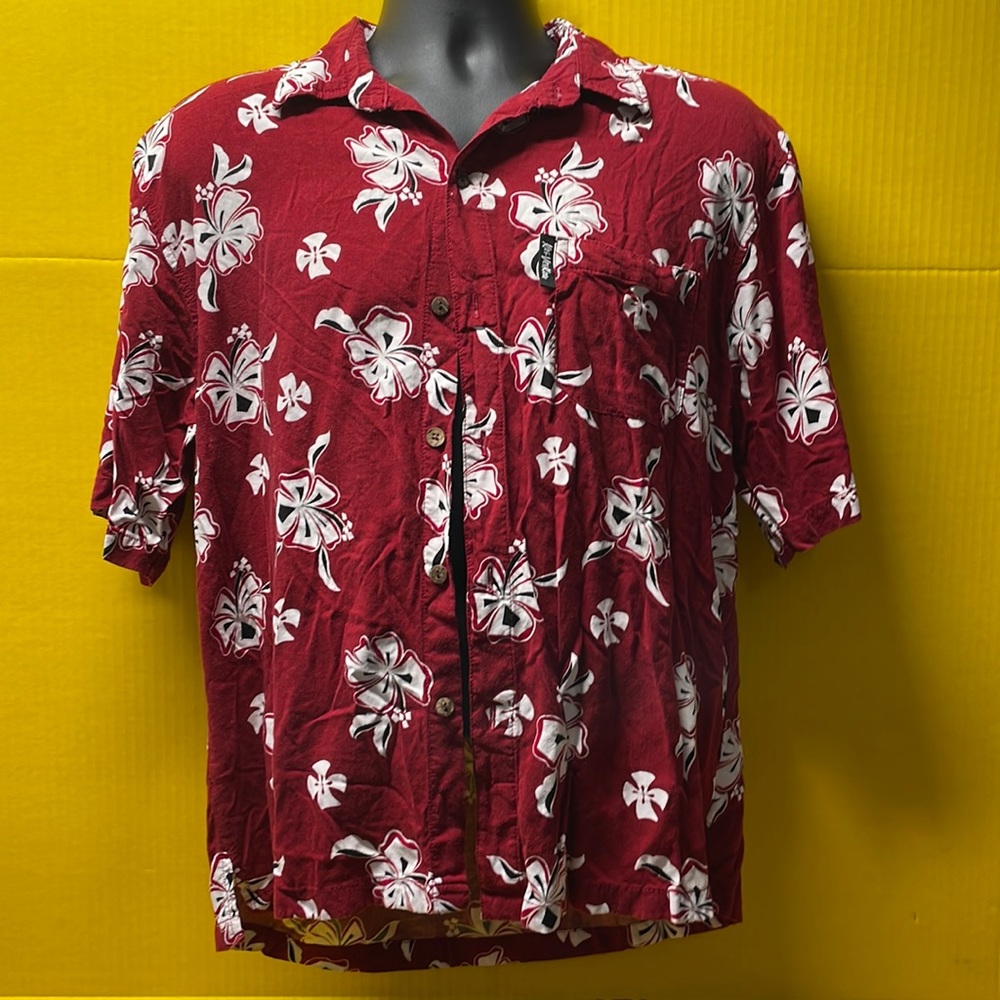 Kai-Veikau Fiji “Hawaiian” red white floral short sleeve button down shirt XL